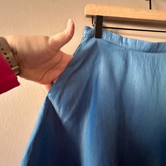 Women's M Lulus Accompany Me Chambray Skirt Skater Blue Flare Fun - Picture 4 of 7